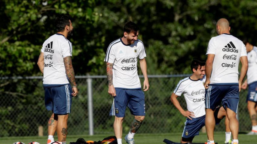 Argentina enfrenta a Venezuela por el pase a semi