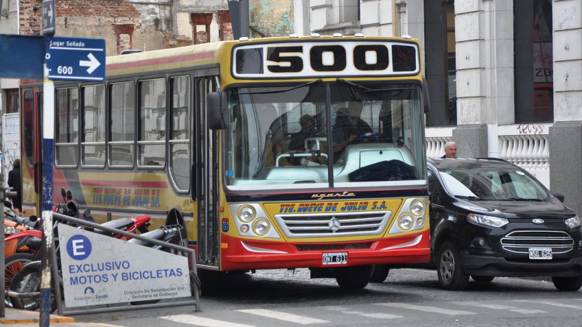 ¿Es prioridad una SAPEM para administrar el servicio de transporte?