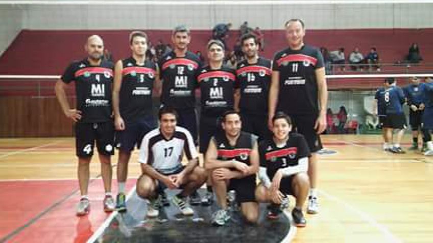 Buena convocatoria tuvo el abierto de voley organizado por Independiente 