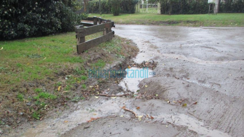 Volvió la lluvia y el dolor de cabeza para los vecinos del Barrio Golf