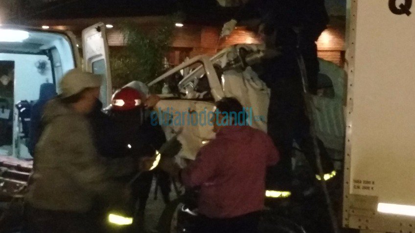 Trágica colisión entre dos camiones: un hombre fallecido