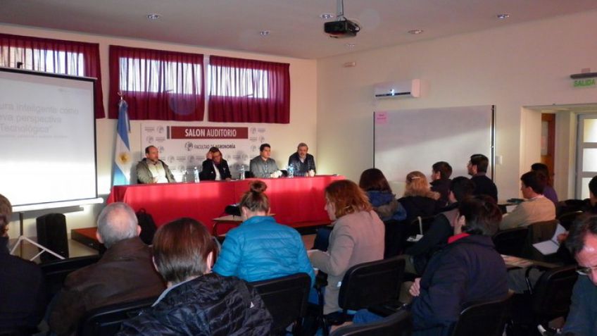 Seminario sobre agricultura inteligente