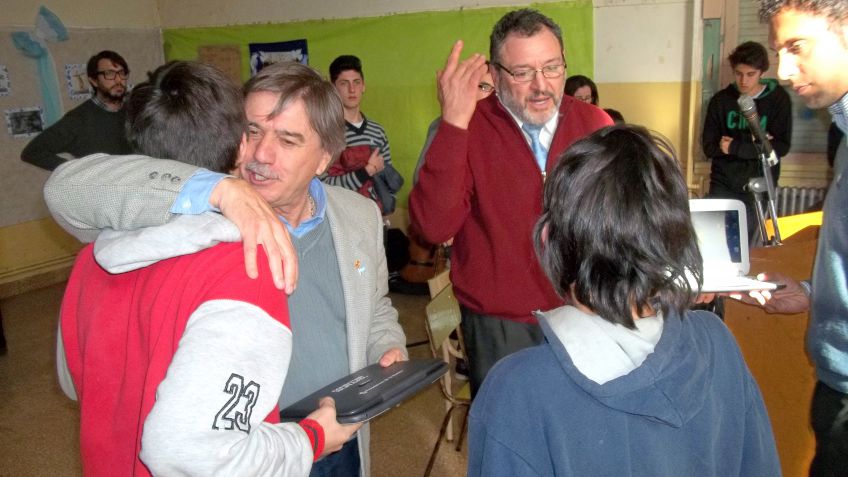 Entrega de netbooks del Programa Conectar Igualdad
