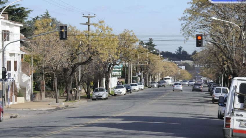 El Municipio avanza con la colocación de semáforos en Avellaneda