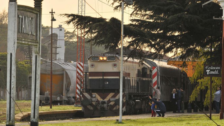 Avanzan los trámites para transferir Ferrobaires a Nación