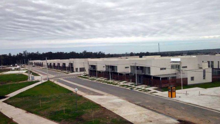 Beneficiarios del ProCreAr se movilizaron al Banco Hipotecario
