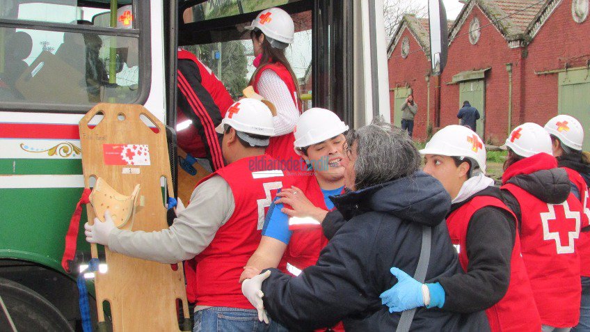 Espectacular despliegue en un simulacro de emergencia 