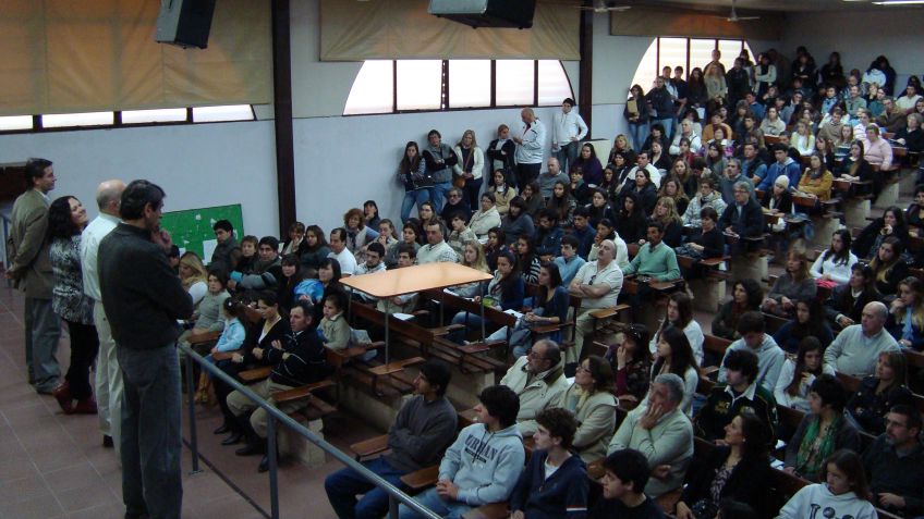 Jóvenes pueden adelantar su ingreso a Veterinarias
