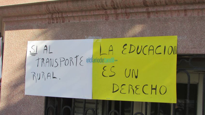 Madres de alumnos de escuelas rurales se quejaron en el Consejo por el transporte