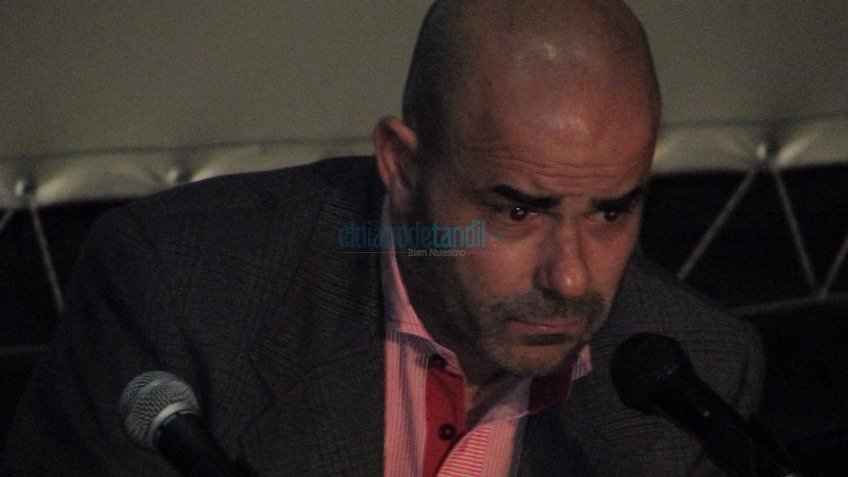 Sacheri fue el protagonista en el sábado de una Feria del Libro explotada