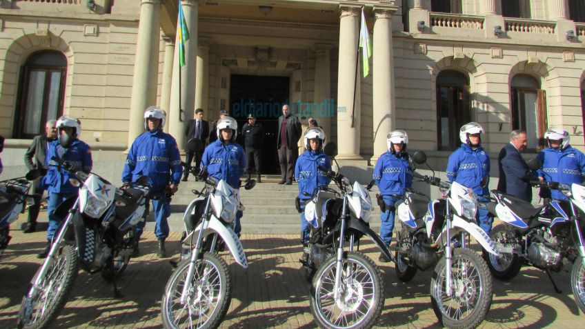 Diez nuevas motos para la Policía Local
