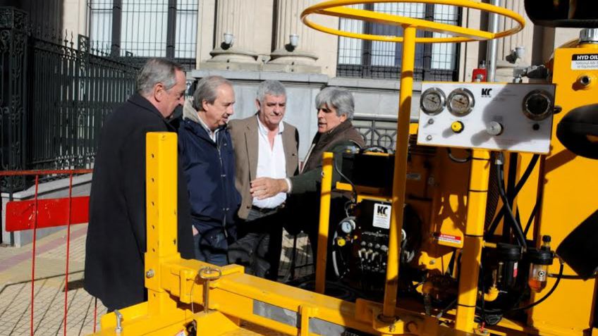 Habemus nueva máquina para la demarcación vial
