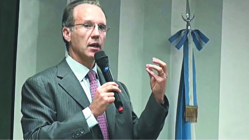 Se completan los cinco miembros de la Corte con la jura de Carlos Rosenkrantz