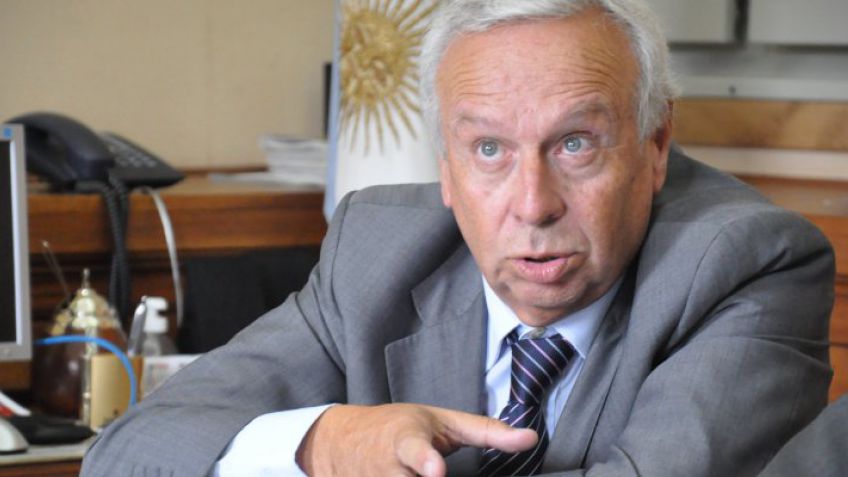 Signos de inquietud en Tassara: en busca de votos quiere normalizar la Escuela de Salud
