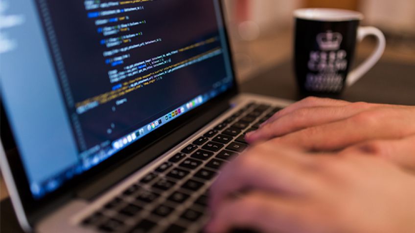 Charla en la Uni Barrial sobre la inserción laboral en la industria del Software