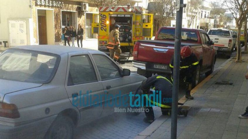 Principio de incendio en un vehículo