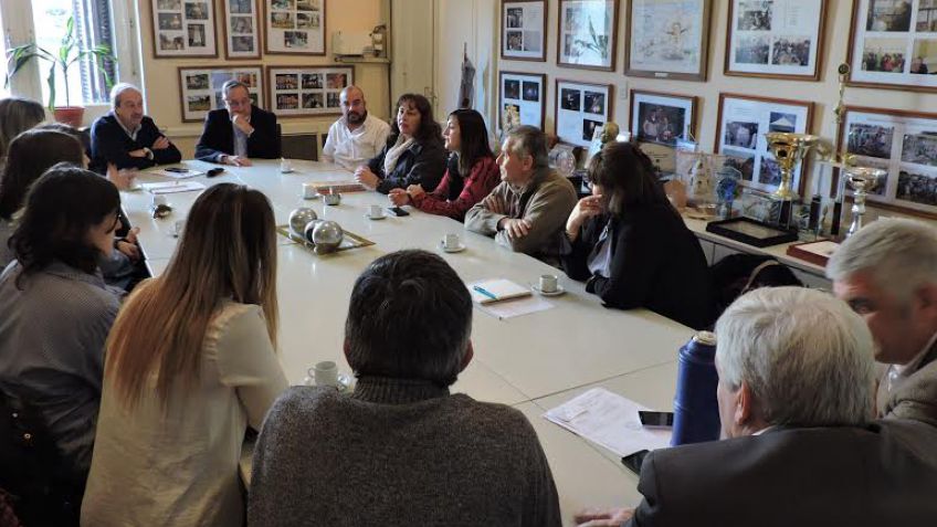 Una reunión hacia el Plan Crece en los jardines de infantes