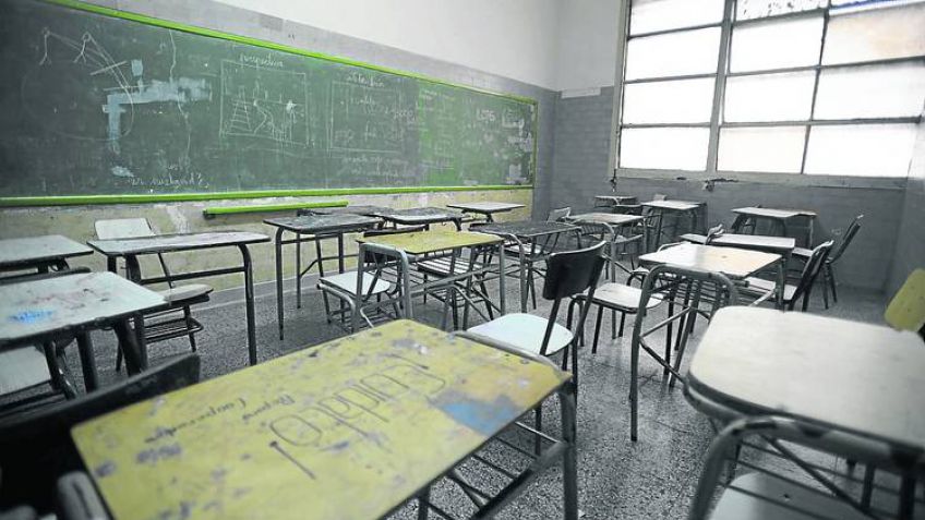 Alto acatamiento al paro docente