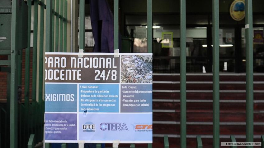 Docentes calificaron como "masivo" el paro nacional 