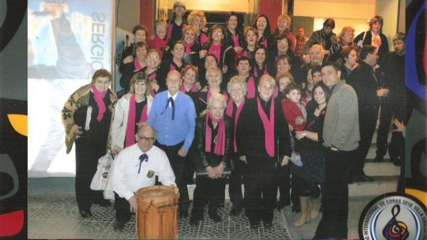 Destacada actuación del Coro Municipal de la Tercera Edad