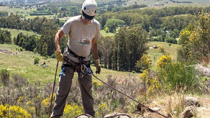 Turista herido tras accidentarse escalando