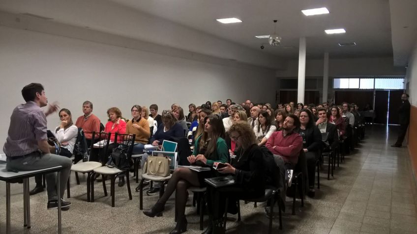 Disertó en Tandil el Dr. Gonzalo Pérez Pejcic