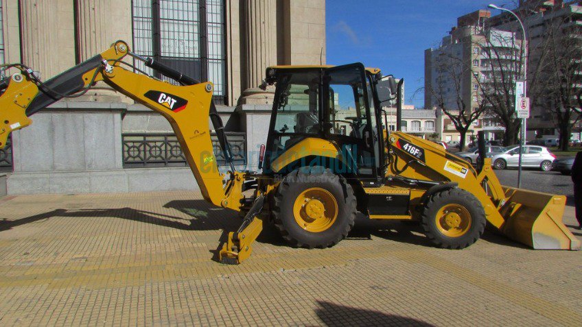 El Municipio sumó una nueva retroexcavadora 