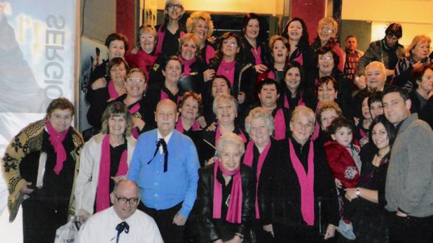 El Coro de la Tercera Edad se presenta junto a artistas invitados