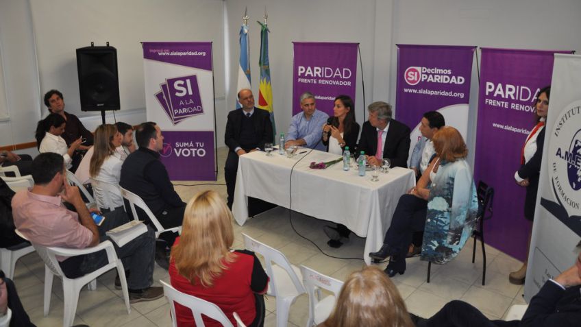Malena Galmarini: "No alcanza solo con el peronismo"