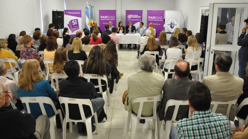 Malena Galmarini: "No alcanza solo con el peronismo"