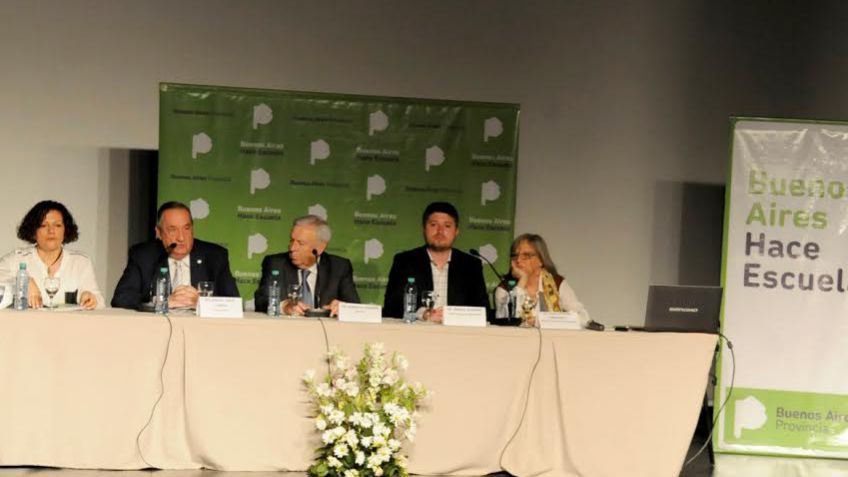 Encuentro de gestión educativa: a falta de Vidal, estuvieron Lunghi y Tassara