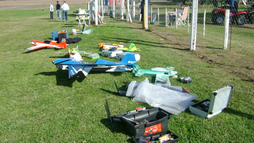 El Centro Aeromodelista se presenta