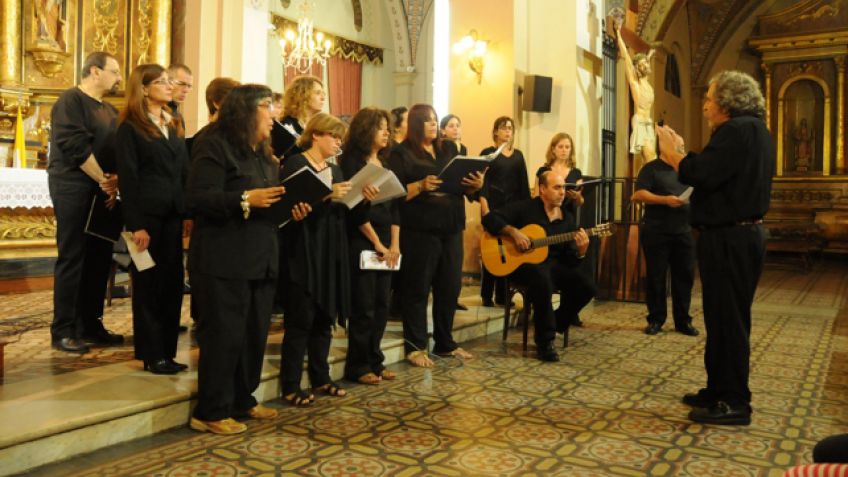El Coro Universitario en Ferro