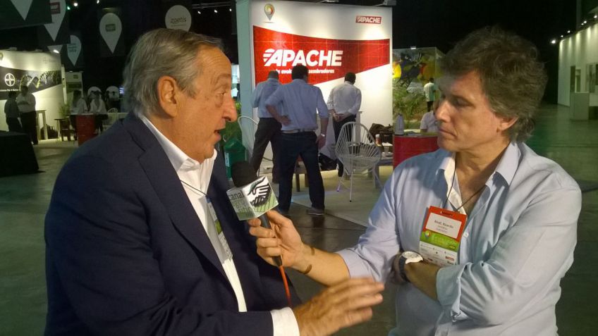 Lunghi, solidario en la lucha contra el cáncer