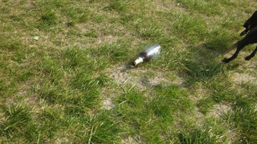El vuelco, un herido y la botella