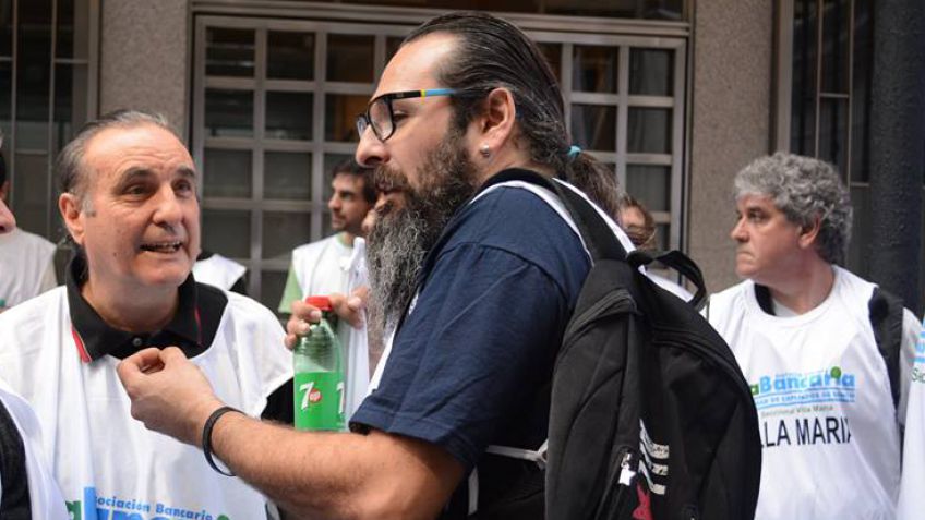 Pararon los bancos y Carri pidió "estar unidos en esta lucha"