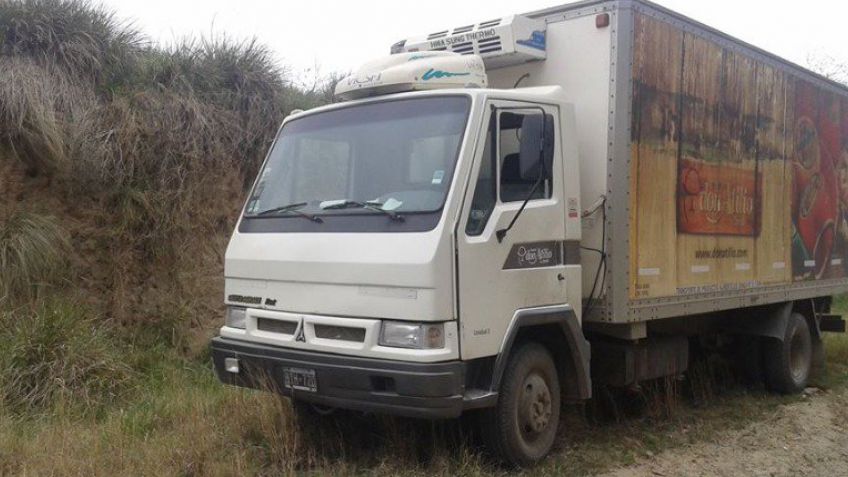 Desde Don Atilio reafirmaron que el camión que tiró basura en un camino rural no pertenece a la empresa