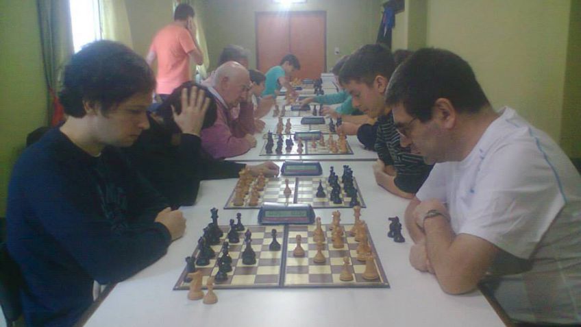 Torneo "Viejos Trebejos" en Ferro
