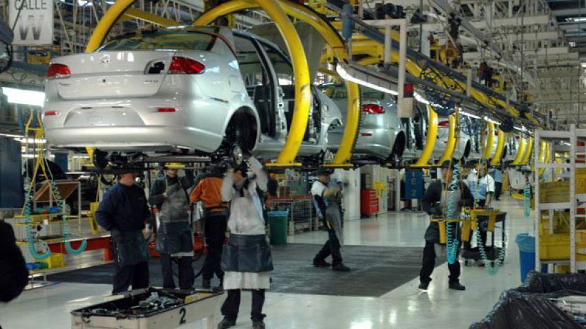 Septiembre en receso: la producción de autos se desplomó casi el 20 por ciento