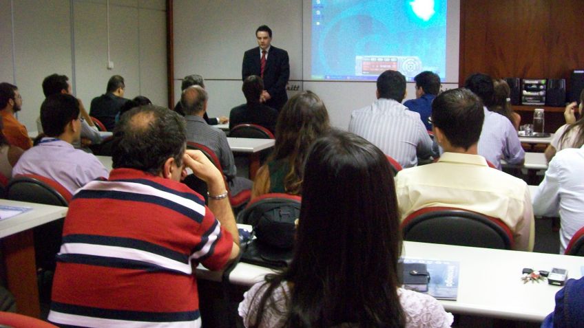 Taller de formalización para emprendedores en la Oficina de Empleo