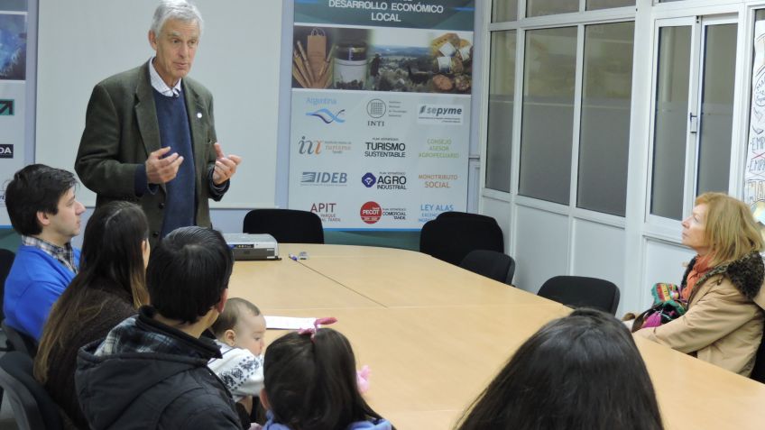 Desde el Municipio entregaron nuevas asignaciones a microemprendedores