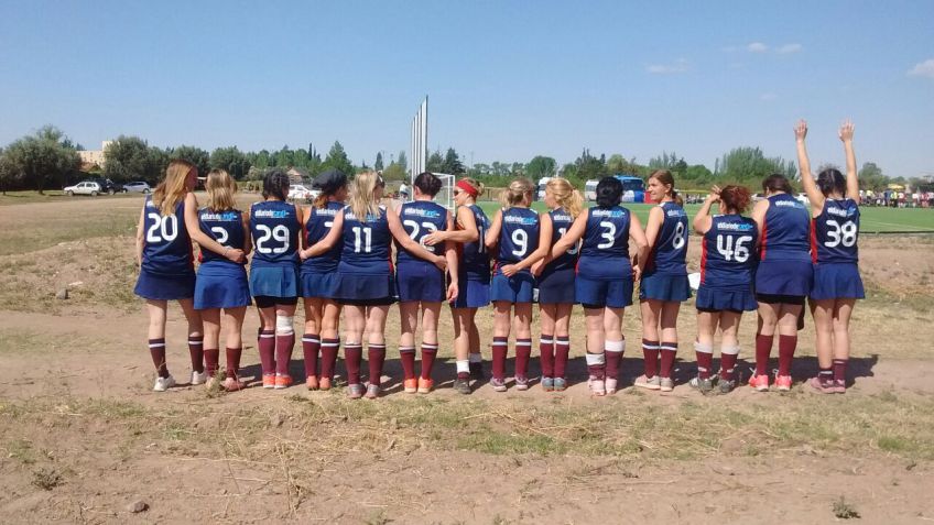 Excelente desempeño de las Mamis de Santo Domingo en Mendoza