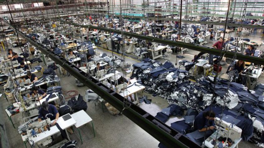 Según la UIA, en agosto cayó un 6,6 por ciento la producción industrial