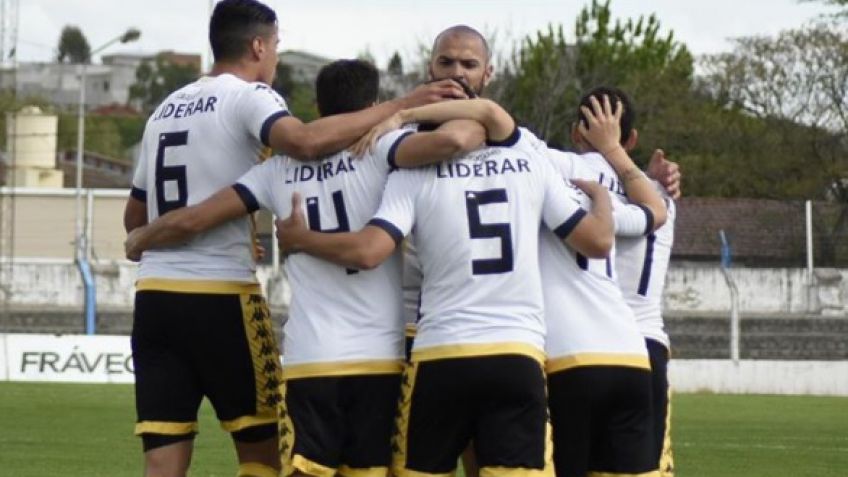 Santamarina goleó en el San Martín