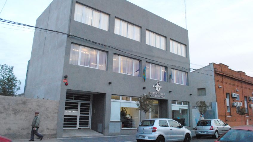 Llamado a concurso: cargo directivo en Instituto AMEMT