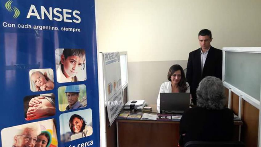 ANSES abrió puntos de atención en los barrios Movediza y Las Tunitas