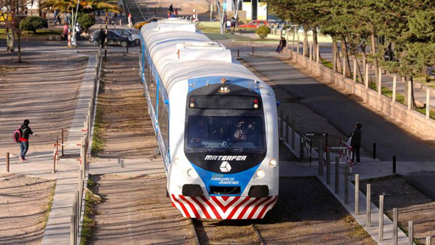Personal jerárquico de ferrocarriles anunció un paro en todo el país