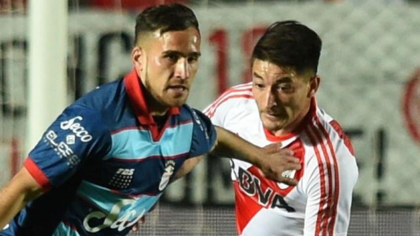 River lo ganaba bien pero se quedó con diez y Arsenal se lo empató