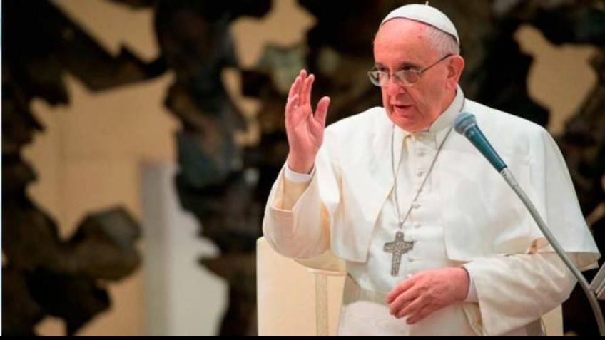 Francisco pidió apoyar a los países que reciben refugiados