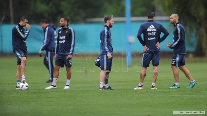 Argentina se entrenó con tres cambios para enfrentar a Colombia